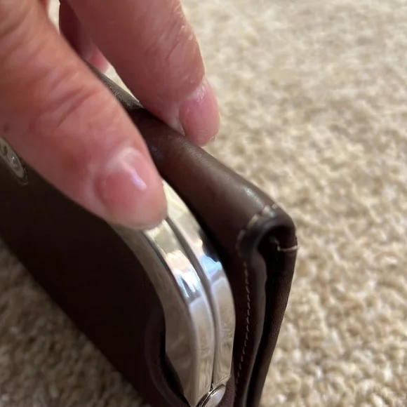 Fossil Vintage Kiss Lock Wallet Clutch - Picture 6 of 14